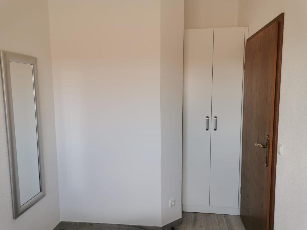 טרוגיר Apartments Marina מראה חיצוני תמונה