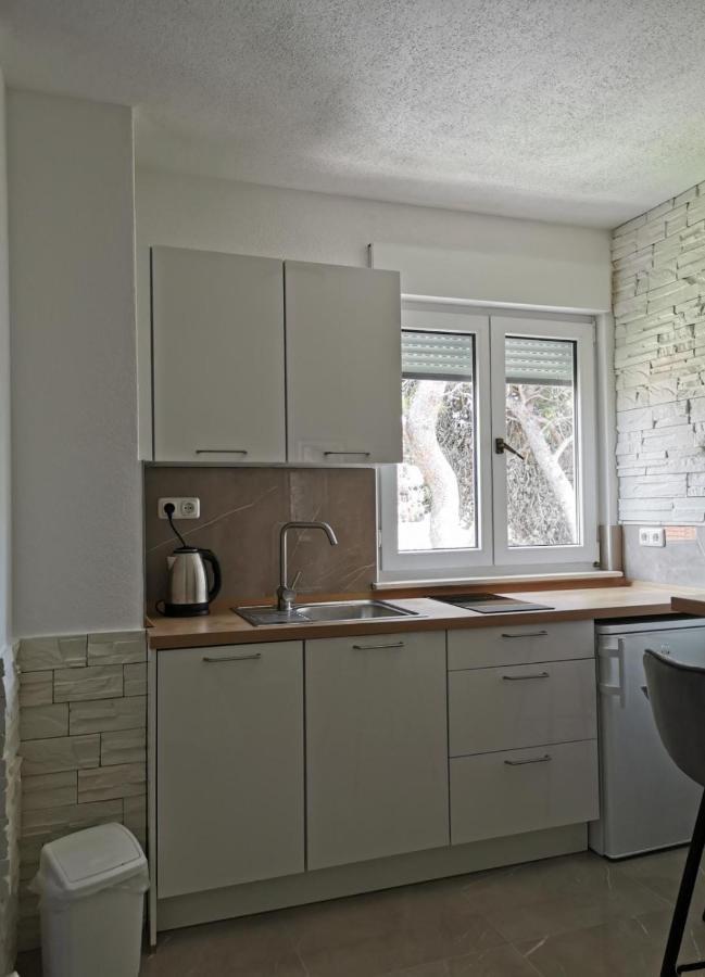 טרוגיר Apartments Marina מראה חיצוני תמונה