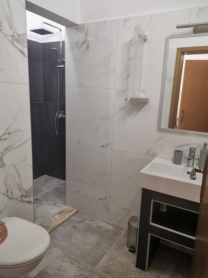 טרוגיר Apartments Marina מראה חיצוני תמונה